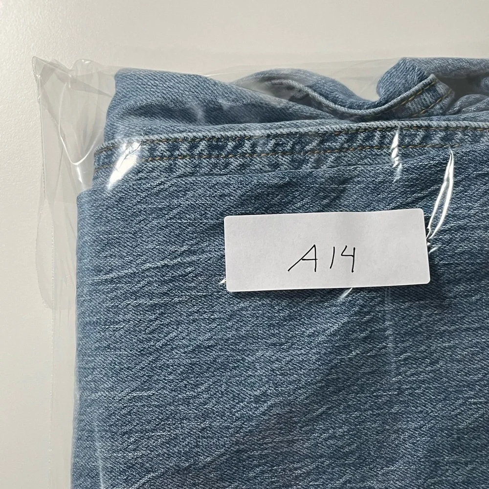 Levis 541 Mens 36x22 Straight Leg‎ Athletic Blue Denim Jeans